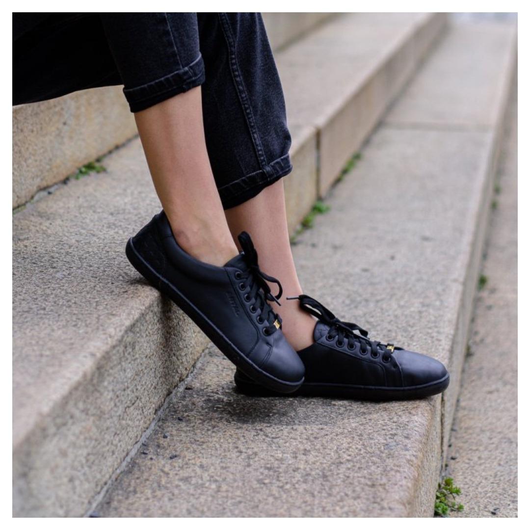 Antal Amada Black – kuva 1
