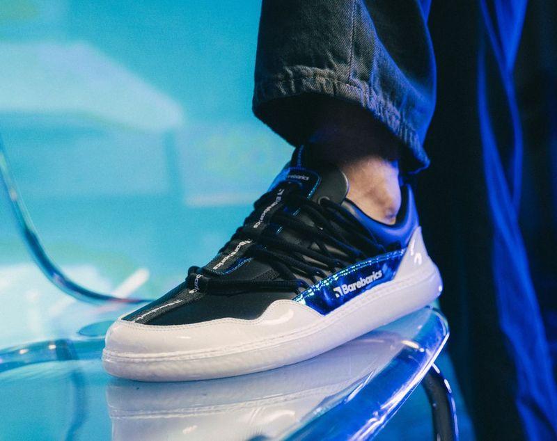 Barebarics Futura - Iridescent Black
